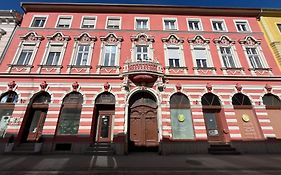 Schreyer Apartman